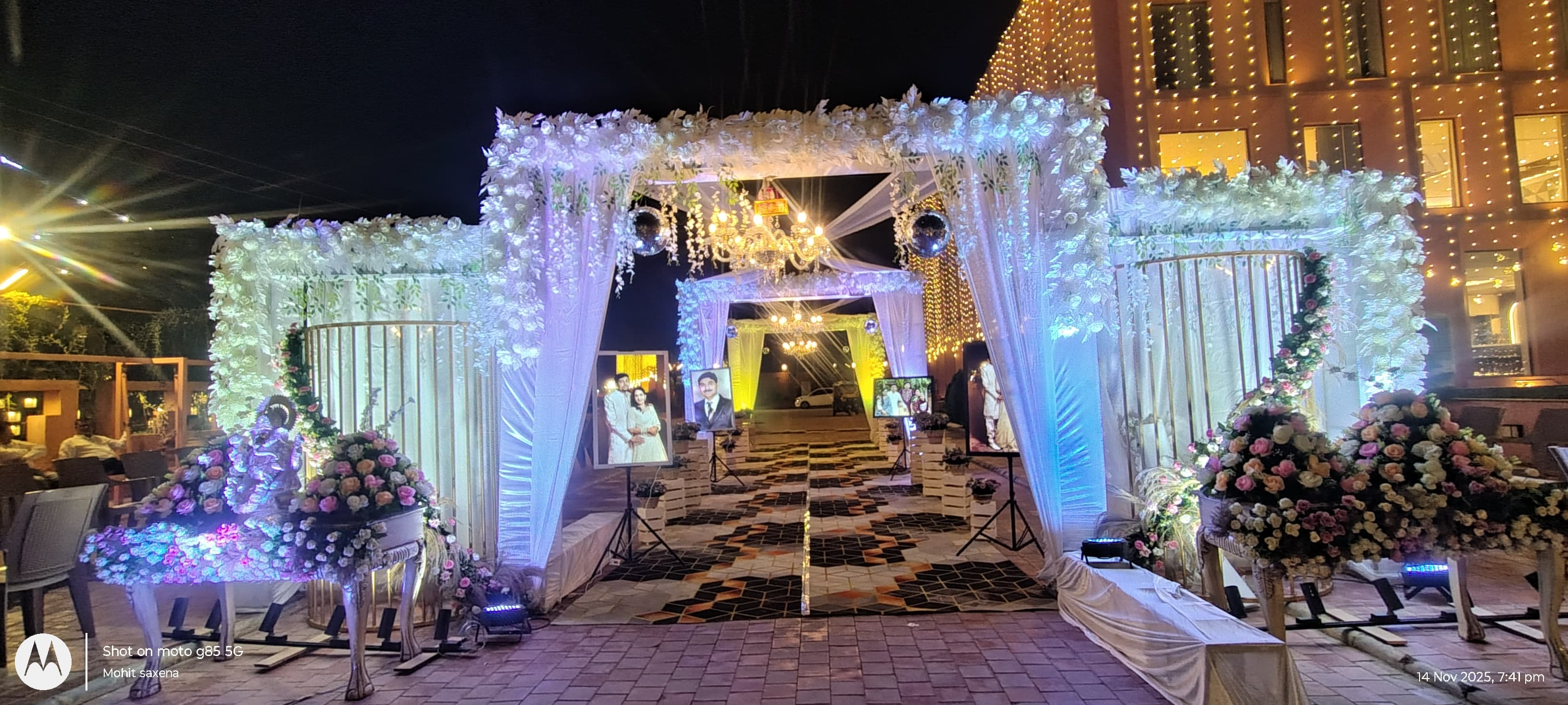Gates Decor 7